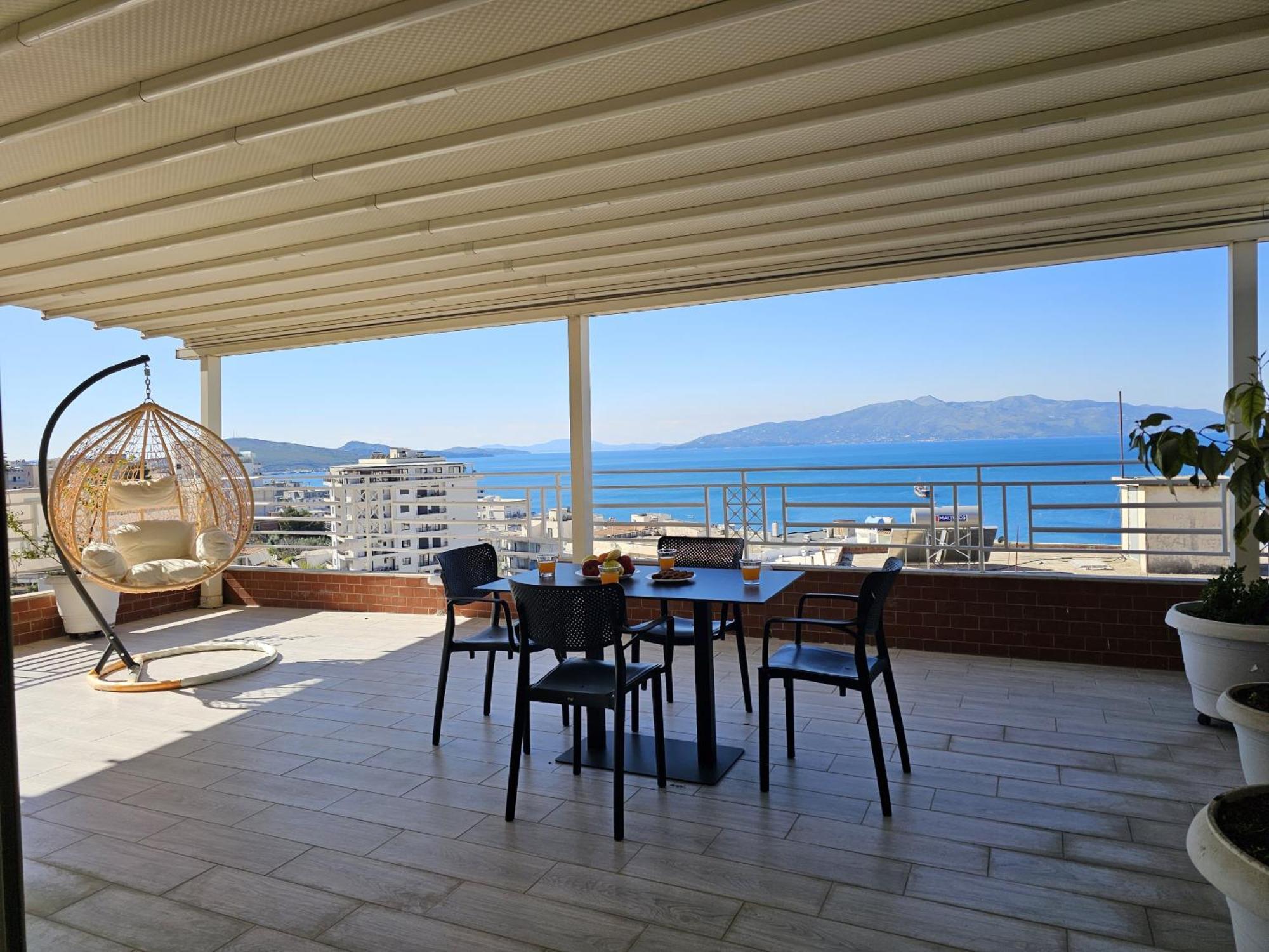 Deep Blue Rooftop - 111 Σαράντα Εξωτερικό φωτογραφία