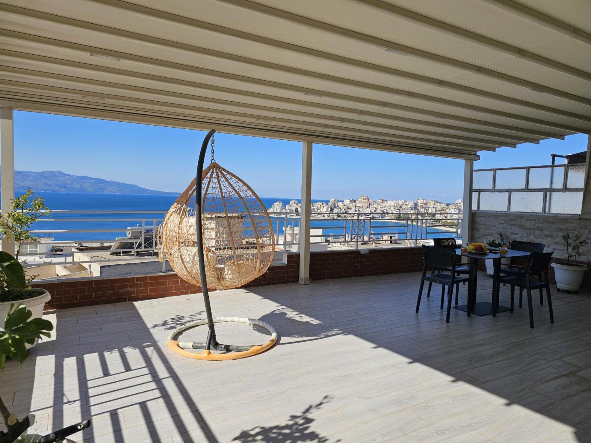 Deep Blue Rooftop - 111 Σαράντα Εξωτερικό φωτογραφία